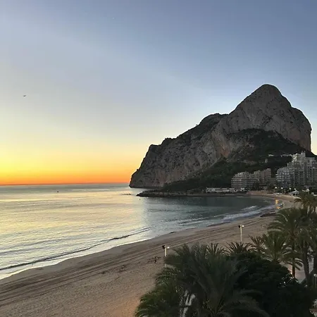 Front Line Location With Stunning Ocean View Apartmán